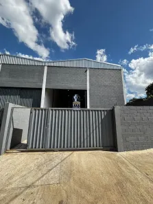 Galpão/Depósito/Armazém para alugar, 425m² no Jardim Jóia, Arujá