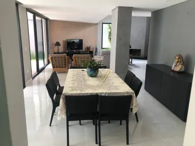 Casa de Condomínio com 3 Quartos à venda, 430m² no Alphaville, Santana de Parnaíba