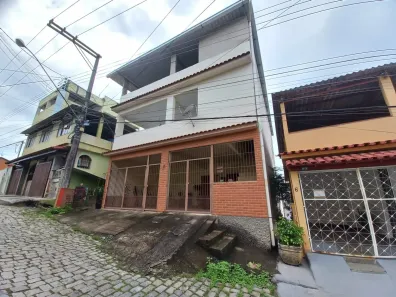 Prédio Comercial com 7 Quartos à venda, 200m² no Santa Helena, Cachoeiro de Itapemirim
