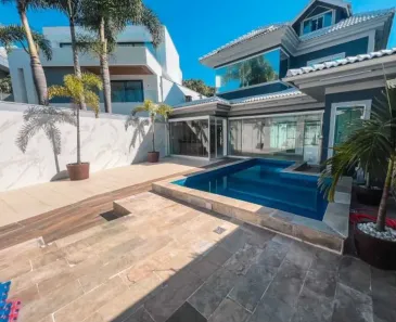 Casa de Condomínio com 5 Quartos à venda, 258m² no Recreio dos Bandeirantes, Rio de Janeiro