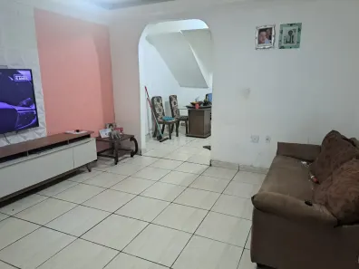 Casa com 7 Quartos à venda, 200m² no Setor Habitacional Vicente Pires, Brasília