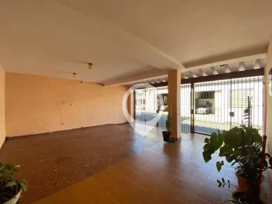 Sobrado com 2 Quartos à venda, 177m² no Cerâmica, São Caetano do Sul