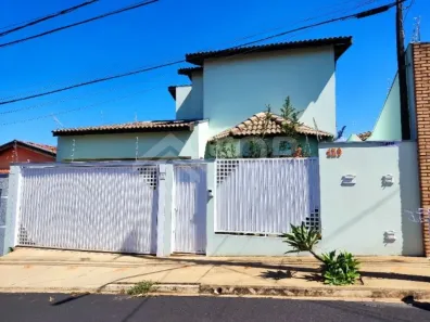 Casa com 3 Quartos à venda, 171m² no Parque dos Timburis, São Carlos