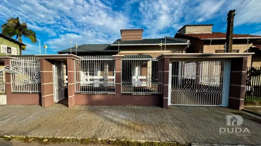 Casa com 3 Quartos à venda, 176m² no Santa Luzia, Criciúma