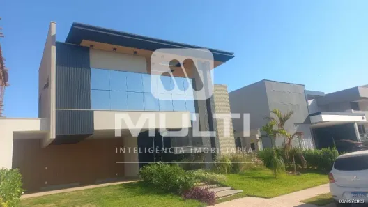 Casa de Condomínio com 4 Quartos à venda, 250m² no Nova Uberlândia, Uberlândia