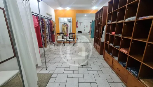Sala Comercial à venda, 25m² no Tauá, Rio de Janeiro