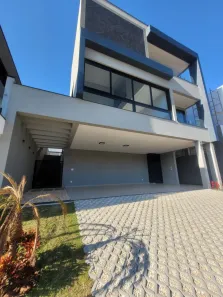 Casa de Condomínio com 3 Quartos à venda, 264m² no Piracangaguá, Taubaté