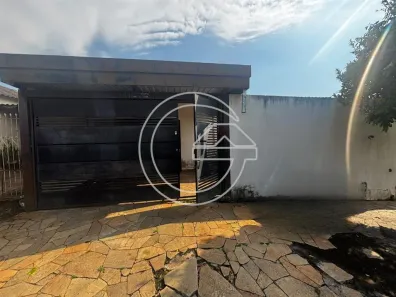 Casa com 3 Quartos à venda, 200m² no Centro, Marília