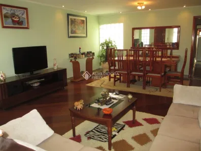 Sobrado com 3 Quartos à venda, 220m² no Nova Petrópolis, São Bernardo do Campo
