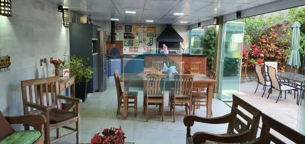 Sobrado com 4 Quartos à venda, 351m² no Chácara Monte Alegre, São Paulo