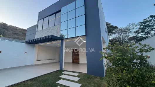 Casa com 4 Quartos à venda, 271m² no Jardim Liberdade, Montes Claros
