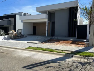 Casa de Condomínio com 3 Quartos à venda, 190m² no Parque Residencial Maria Elmira, Caçapava