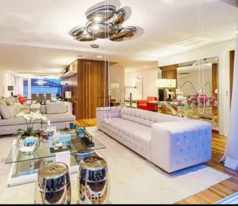 Casa com 3 Quartos à venda, 610m² no Pacaembu, São Paulo