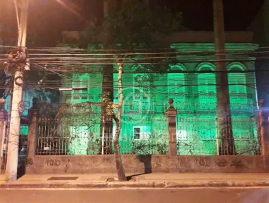 Prédio Comercial com 8 Quartos à venda, 5000m² no Rio Comprido, Rio de Janeiro