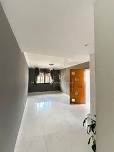 Sobrado com 3 Quartos à venda, 180m² no Vila Dalva, São Paulo