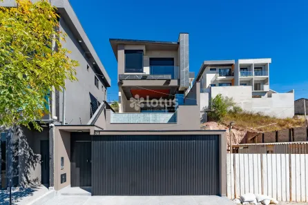 Casa com 3 Quartos à venda, 232m² no Portais (Polvilho), Cajamar