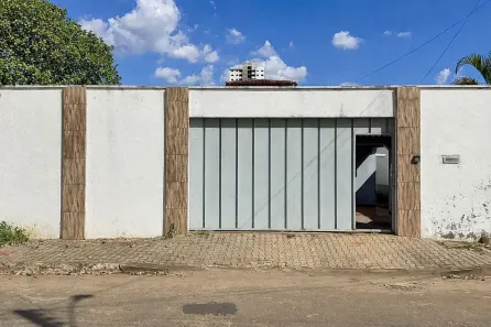 Casa com 4 Quartos à venda, 139m² no Plano Diretor Sul, Palmas