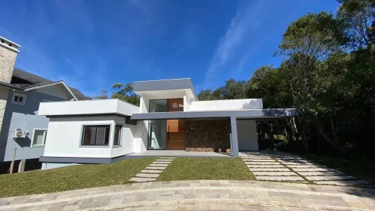 Casa com 3 Quartos à venda, 240m² no Carniel, Gramado