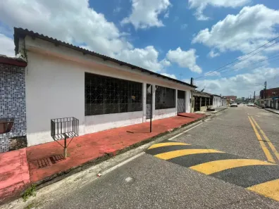 Casa com 3 Quartos à venda, 375m² no Coqueiro, Belém