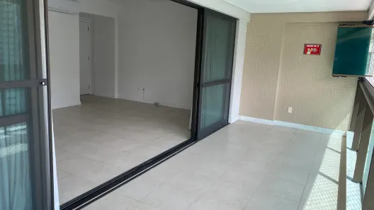 Apartamento com 3 Quartos para alugar, 142m² no Alphaville I, Salvador