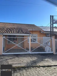 Casa com 2 Quartos para alugar, 57m² no Jardim Leopoldina, Porto Alegre