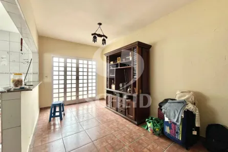 Casa com 4 Quartos à venda, 203m² no Conjunto Residencial Jardim Canaã, São Paulo