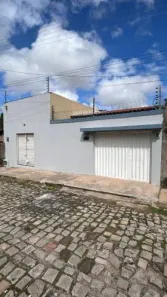 Casa com 3 Quartos à venda, 230m² no Pedra Mole, Teresina