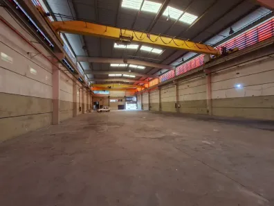 Galpão/Depósito/Armazém para alugar, 2300m² no Zona Industrial, Sorocaba