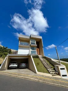 Casa de Condomínio com 3 Quartos à venda, 240m² no Casa de Pedra, Volta Redonda
