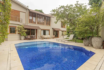 Casa com 4 Quartos à venda, 719m² no Jardim Europa, Penápolis
