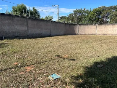 Lote/Terreno à venda, 565m² no Condomínio Portal das Tipuanas, Araraquara