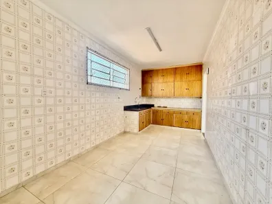 Apartamento com 2 Quartos para alugar, 90m² no Gonzaga, Santos