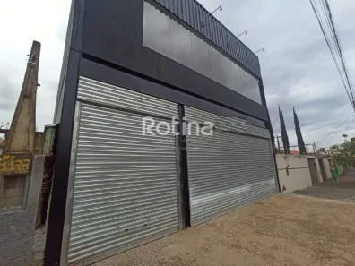Galpão/Depósito/Armazém para alugar, 240m² no Jaraguá, Uberlândia