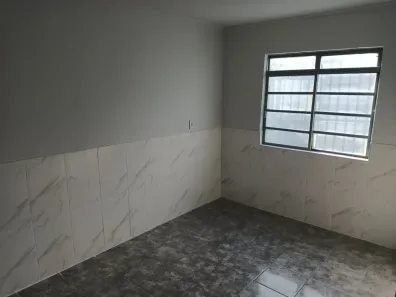 Casa com 3 Quartos para alugar, 100m² no Residencial Monte Carlo, Goiânia