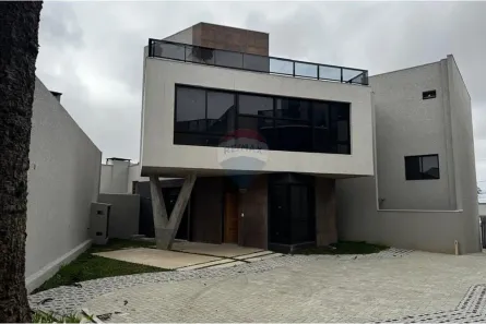 Casa de Condomínio com 3 Quartos à venda, 134m² no Uberaba, Curitiba