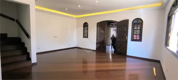 Sobrado com 3 Quartos à venda, 202m² no Jardim Ivana, São Paulo