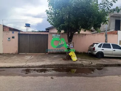 Casa com 3 Quartos à venda, 150m² no Vila Alzira, Aparecida de Goiânia
