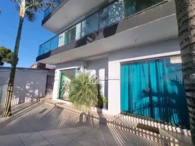 Sobrado com 4 Quartos à venda, 394m² no Vila São Cristóvão, Piraquara