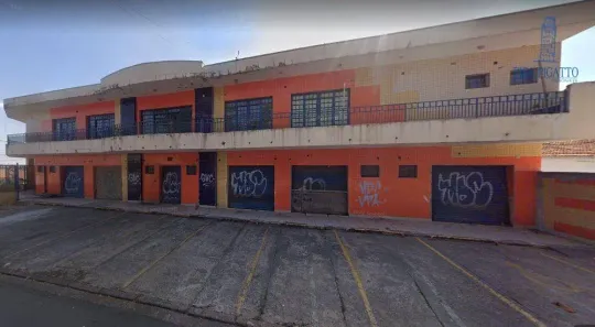 Prédio Comercial à venda, 371m² no Santa Cecília, Paulínia