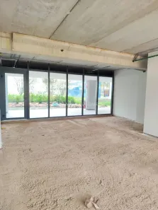 Sala Comercial para alugar, 89m² no Condomínio Débora Cristina, São José do Rio Preto