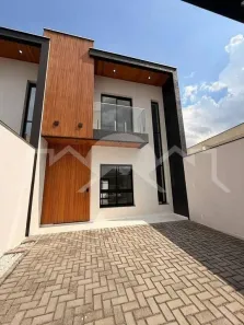 Sobrado com 3 Quartos à venda, 100m² no Anita Garibaldi, Joinville