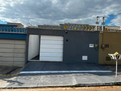 Casa com 3 Quartos para alugar, 120m² no Residencial Antônio Barbosa, Goiânia
