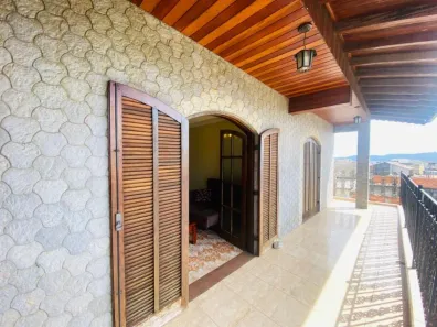 Sobrado com 3 Quartos à venda, 450m² no Jardim Aeroporto III, Mogi das Cruzes
