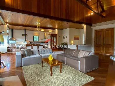 Casa com 5 Quartos à venda, 423m² no Alto do Capivari, Campos do Jordão