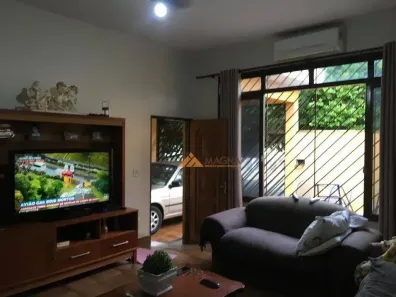 Casa com 3 Quartos à venda, 204m² no Parque dos Bandeirantes, Ribeirão Preto