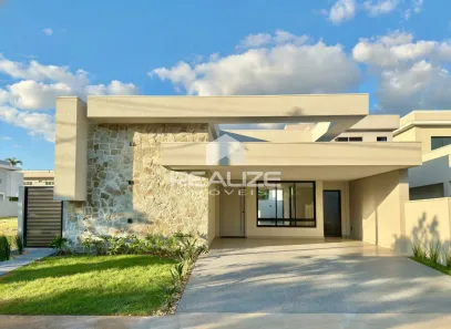 Casa de Condomínio com 3 Quartos à venda, 164m² no Ipê, Foz do Iguaçu