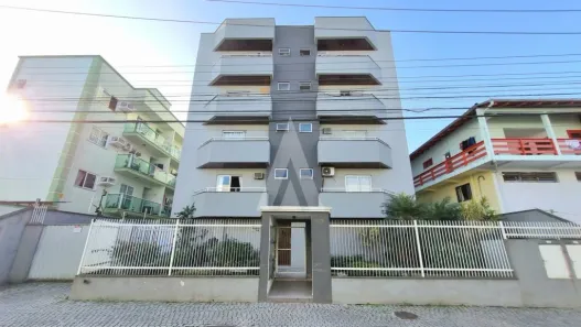 Apartamento com 2 Quartos para alugar, 110m² no Bucarein, Joinville