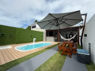 Casa de Condomínio com 2 Quartos para alugar, 100m² no Barra do Jacuípe, Camaçari