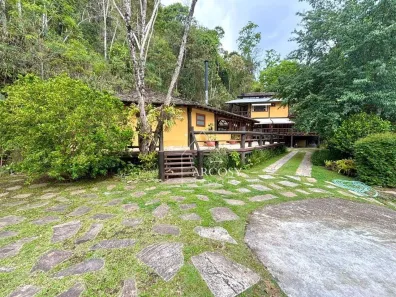 Casa de Condomínio com 5 Quartos à venda, 700m² no Corrêas, Petrópolis