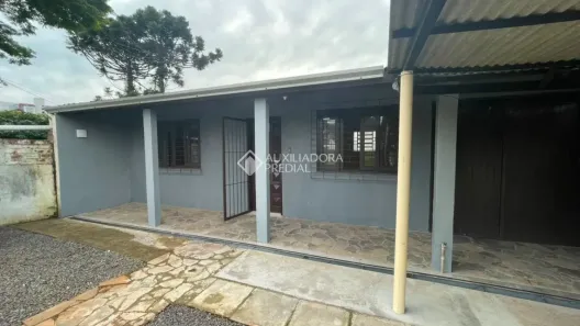 Casa com 2 Quartos para alugar, 120m² no Centro, Gravataí